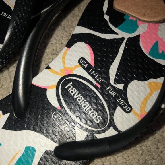 Havaians Hawaiian Print Floral Flip Flops Kids US size 11 12 C 11/12C NWT - Picture 2 of 7